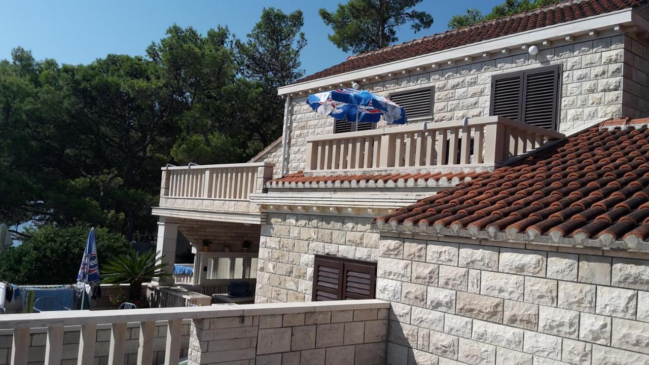 Beachfront House Pope B&B Selca  Zewnętrze zdjęcie